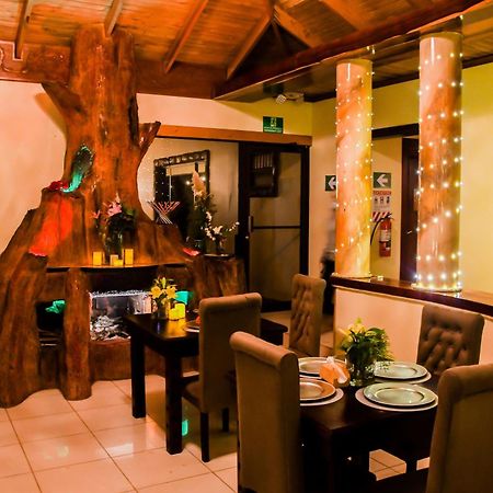Poas Paradise Bed & Breakfast Poasito Ngoại thất bức ảnh