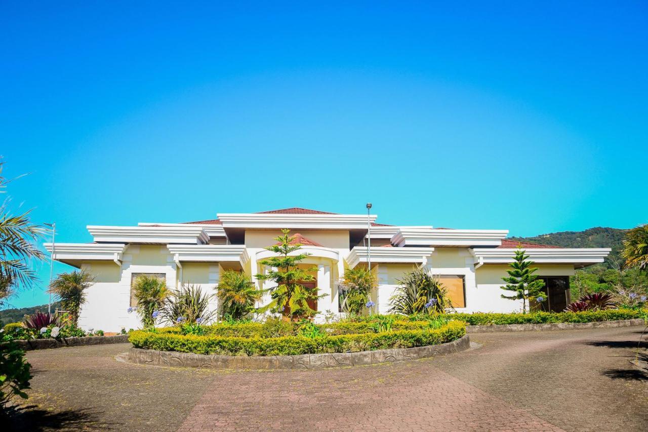 Poas Paradise Bed & Breakfast Poasito Ngoại thất bức ảnh