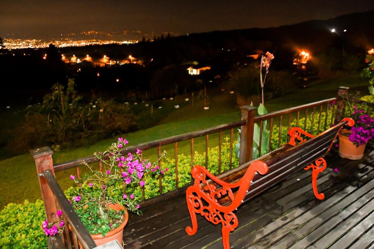 Poas Paradise Bed & Breakfast Poasito Ngoại thất bức ảnh