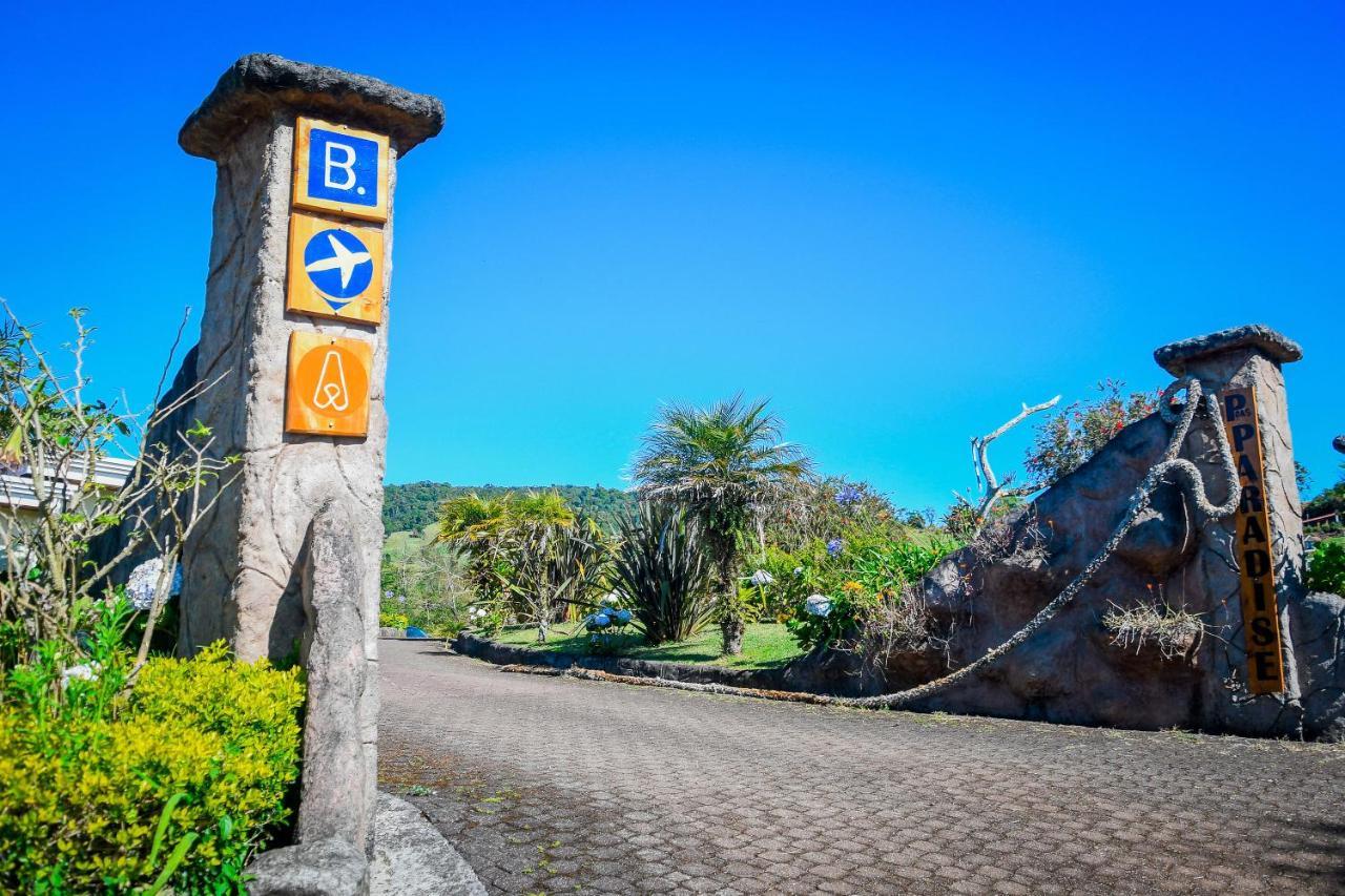 Poas Paradise Bed & Breakfast Poasito Ngoại thất bức ảnh