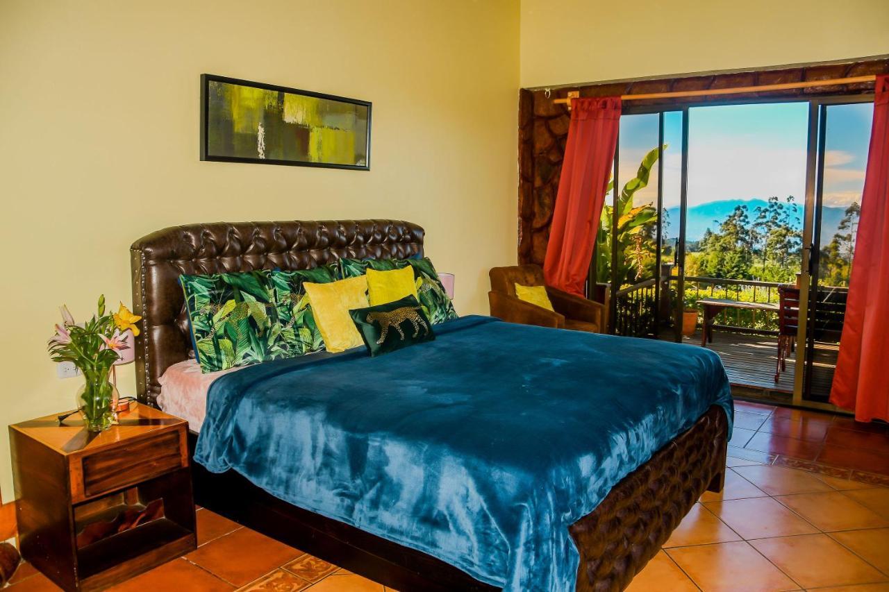 Poas Paradise Bed & Breakfast Poasito Ngoại thất bức ảnh