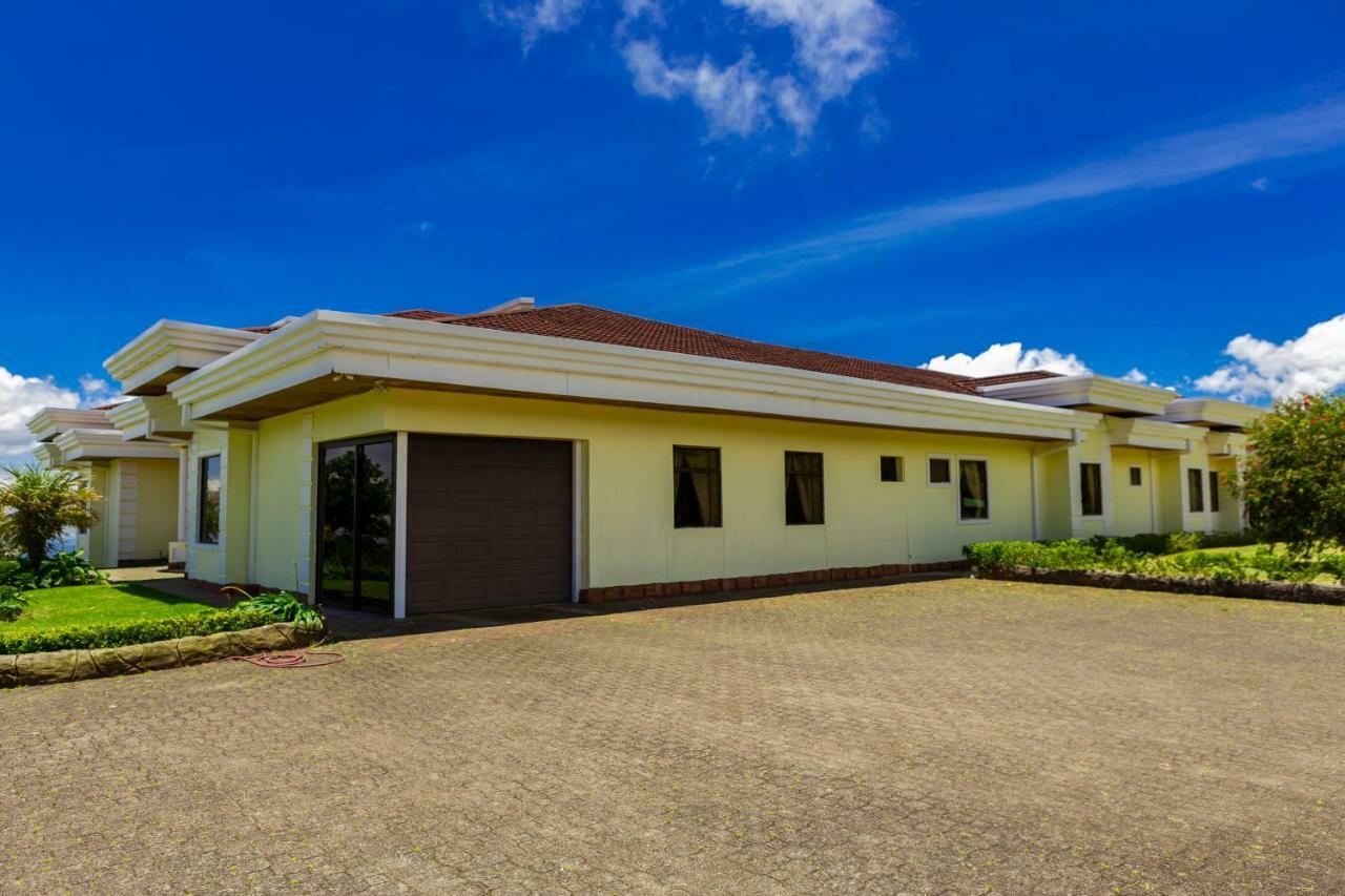Poas Paradise Bed & Breakfast Poasito Ngoại thất bức ảnh